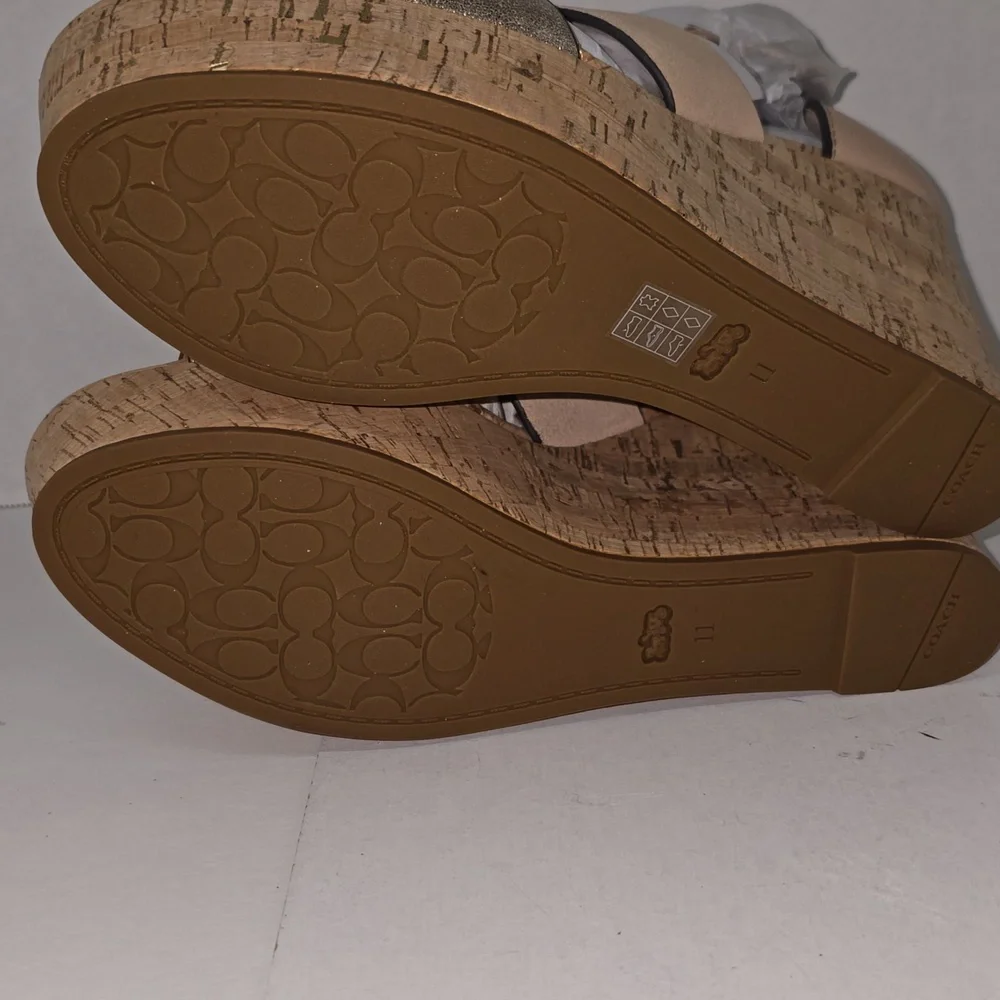 Coach isla metallic